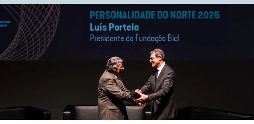 recolha do prémio personalidade do Norte por Luís Portela