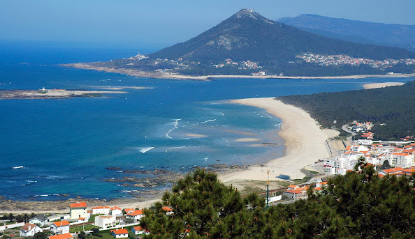 Foz do Minho, Caminha, Guarda e no fundo o monte de Santa Tegra