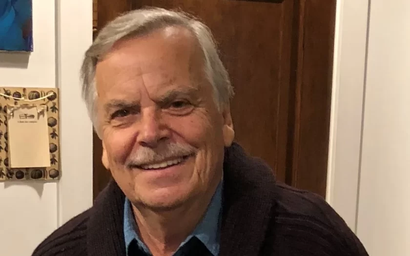 Fotografia retrato do autor premiado