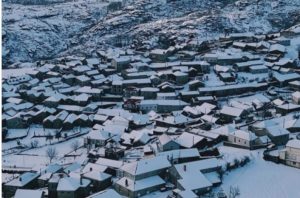 neve na aldeia de pitoes das júnias