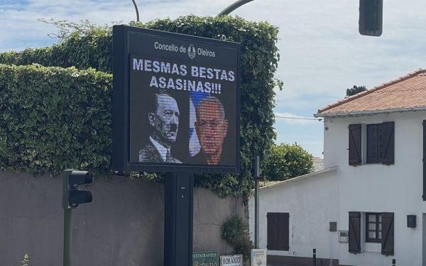 cartaz da polémica judicial onde aparecem comparados o Hitler e o presidente de Israel