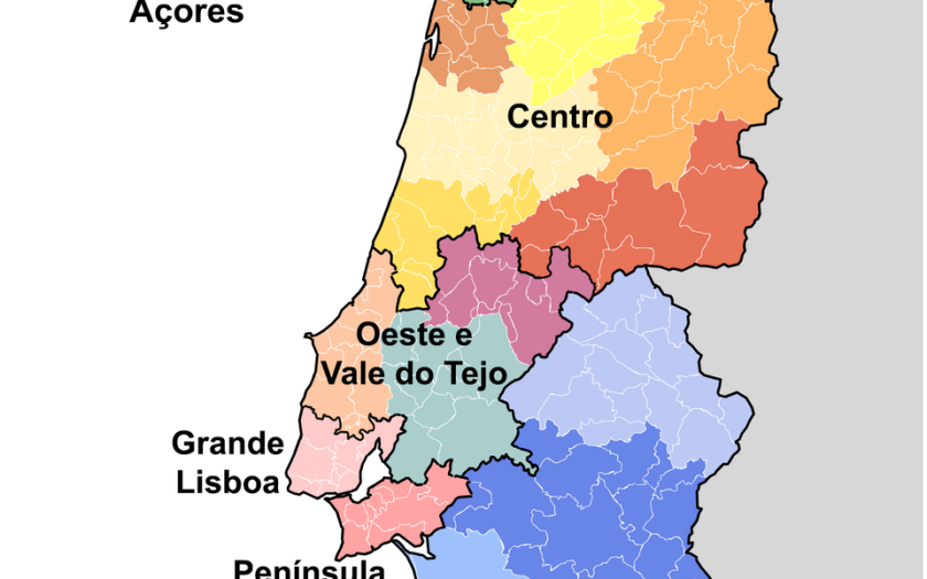 mapa de portugal deitado em alusão ao primeiro mapa de portugal conhecido. do século XVI