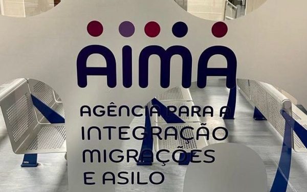 cartaz da AIMA