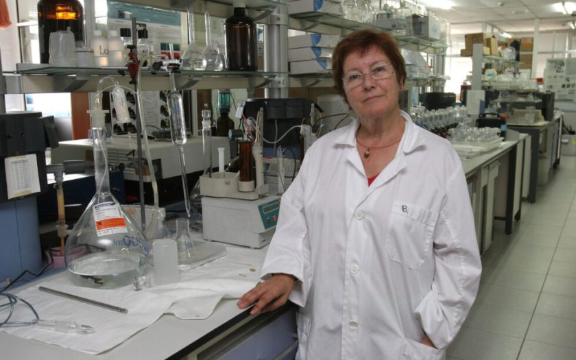 Cientista galega Aida no seu laboratório