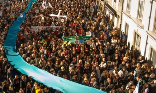 manife em compostela contra o projeto da ALTRI na Galiza