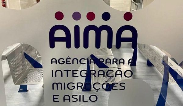 cartaz da AIMA